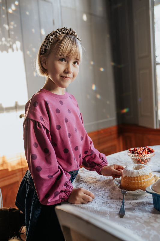 lifestyle beeld carly sweater van petit blush