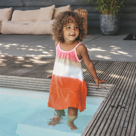 meisje draagt summer dress dip dye van your wishes