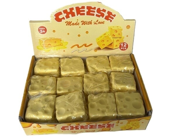 Cheese squishy in de vorm van een kaasrijke snack, zacht knijpspeeltje voor kinderen.