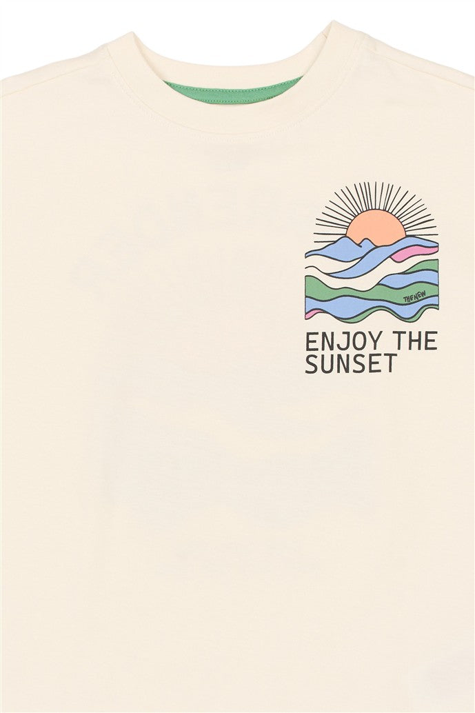 detail tshirt tuck van the new
