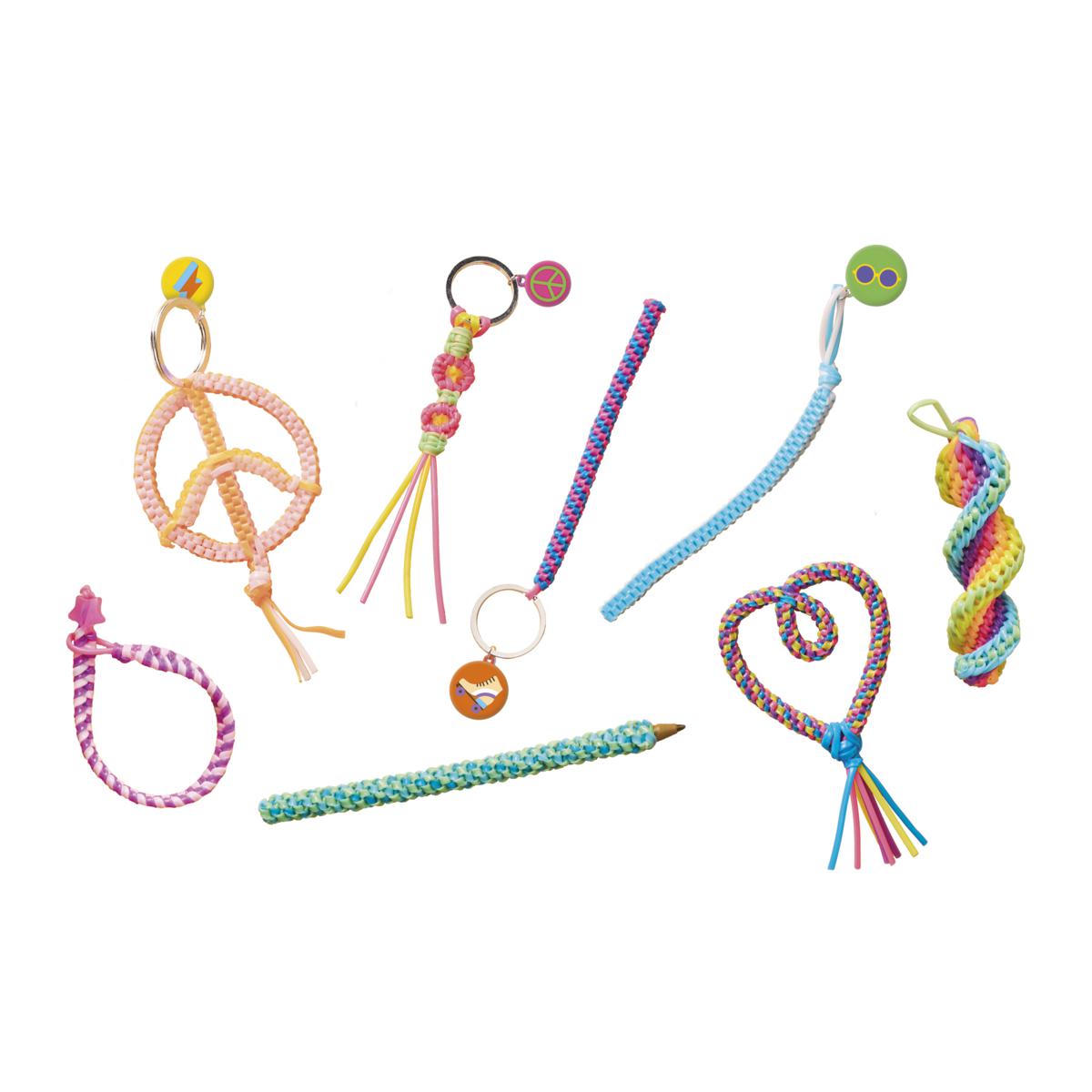 Scoubidou set met kleurrijke koorden