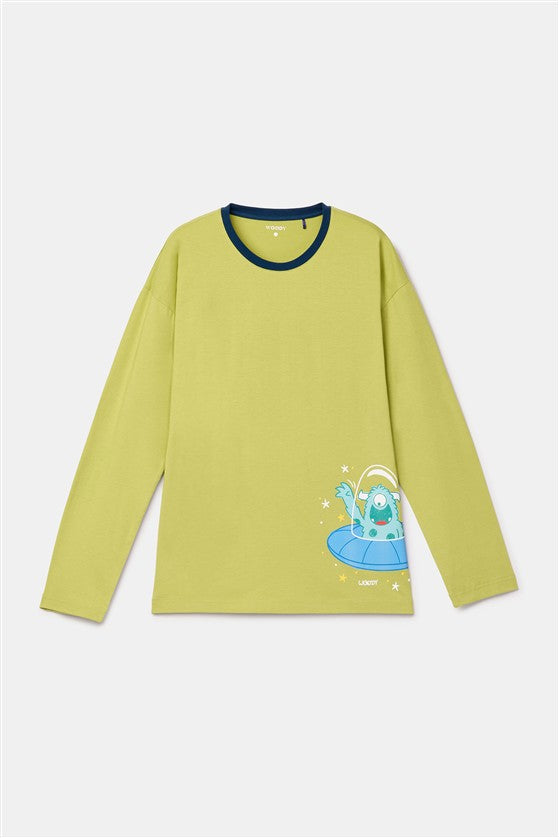 Vrolijke pyjama voor jongens met UFO op de voorkant.