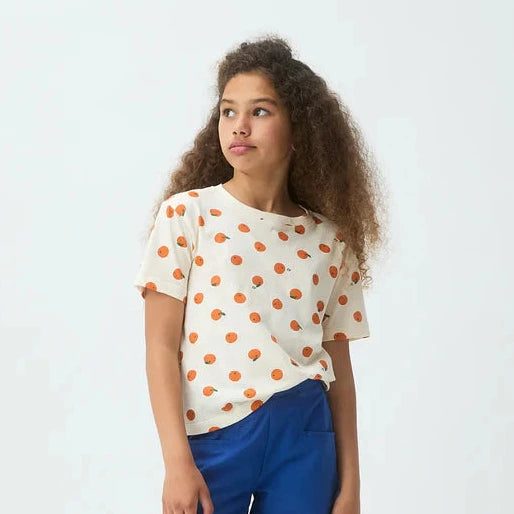 Ecru kinder t-shirt met all-over print van Compañia Fantástica