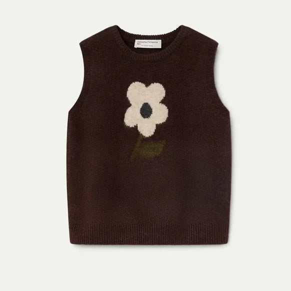 Donkerbruin gebreid vest zonder mouwen voor kinderen met ecru bloem van compania Fantastica