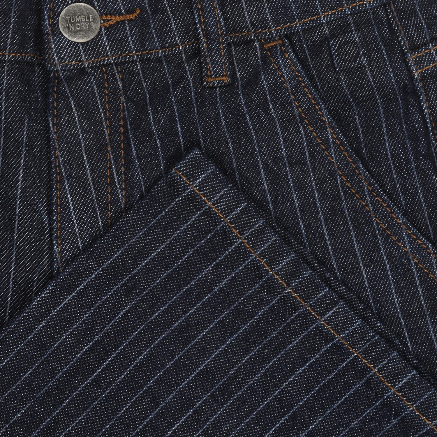 detail fijne lijn op denim broek jarrod