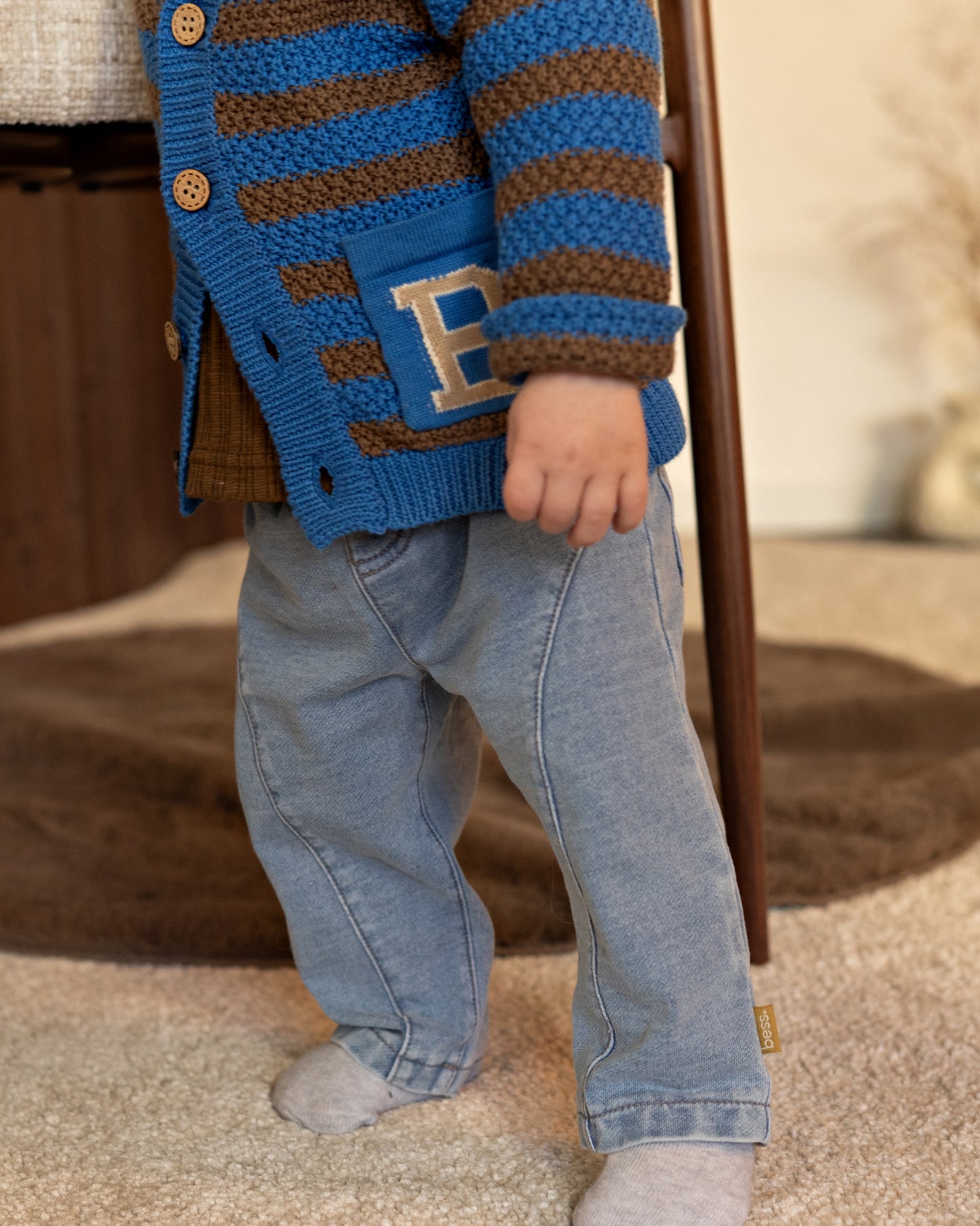 Katoenen babybroekje van Bess*.