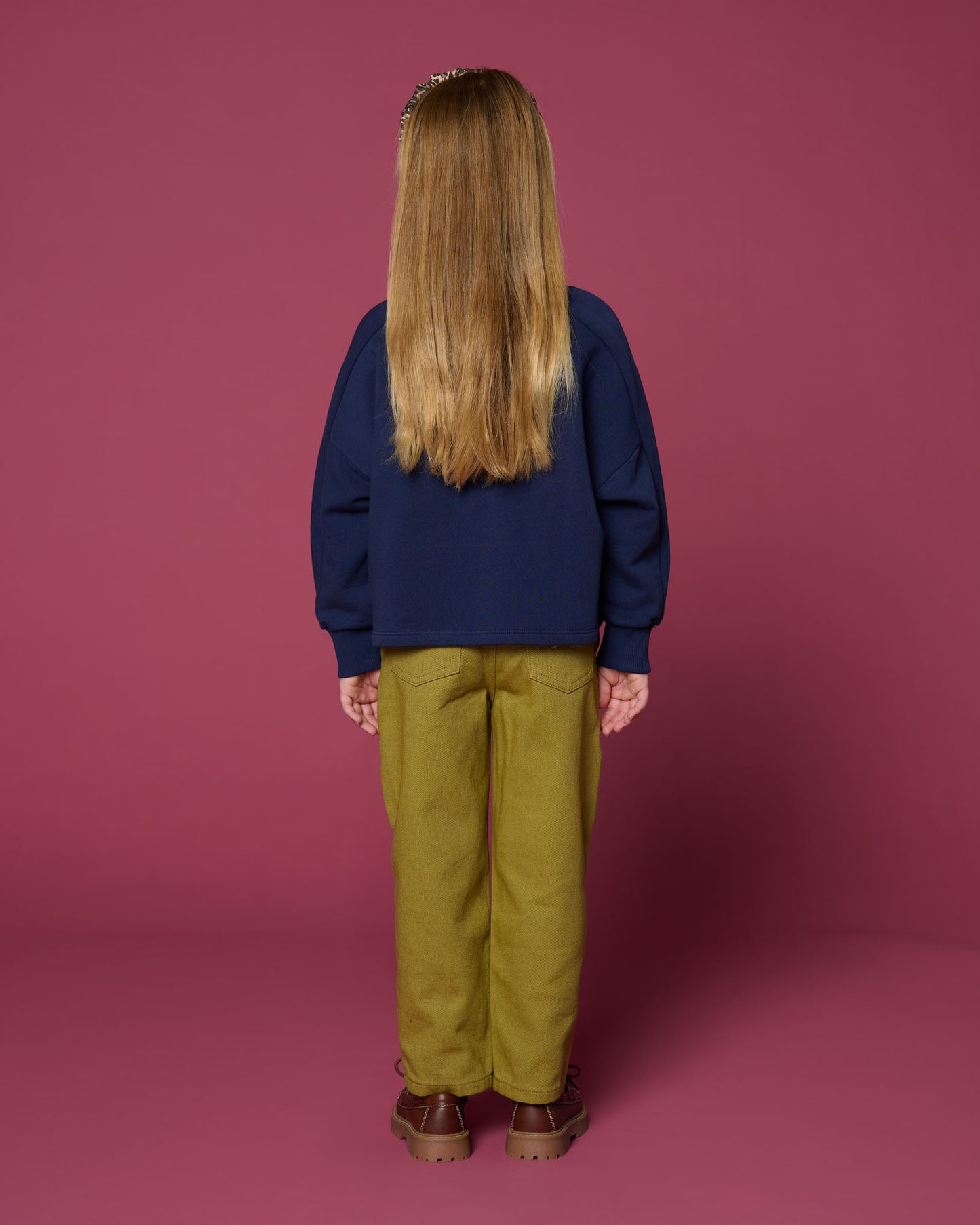 achteraanzicht ballon fit jeans khaki van petit blush