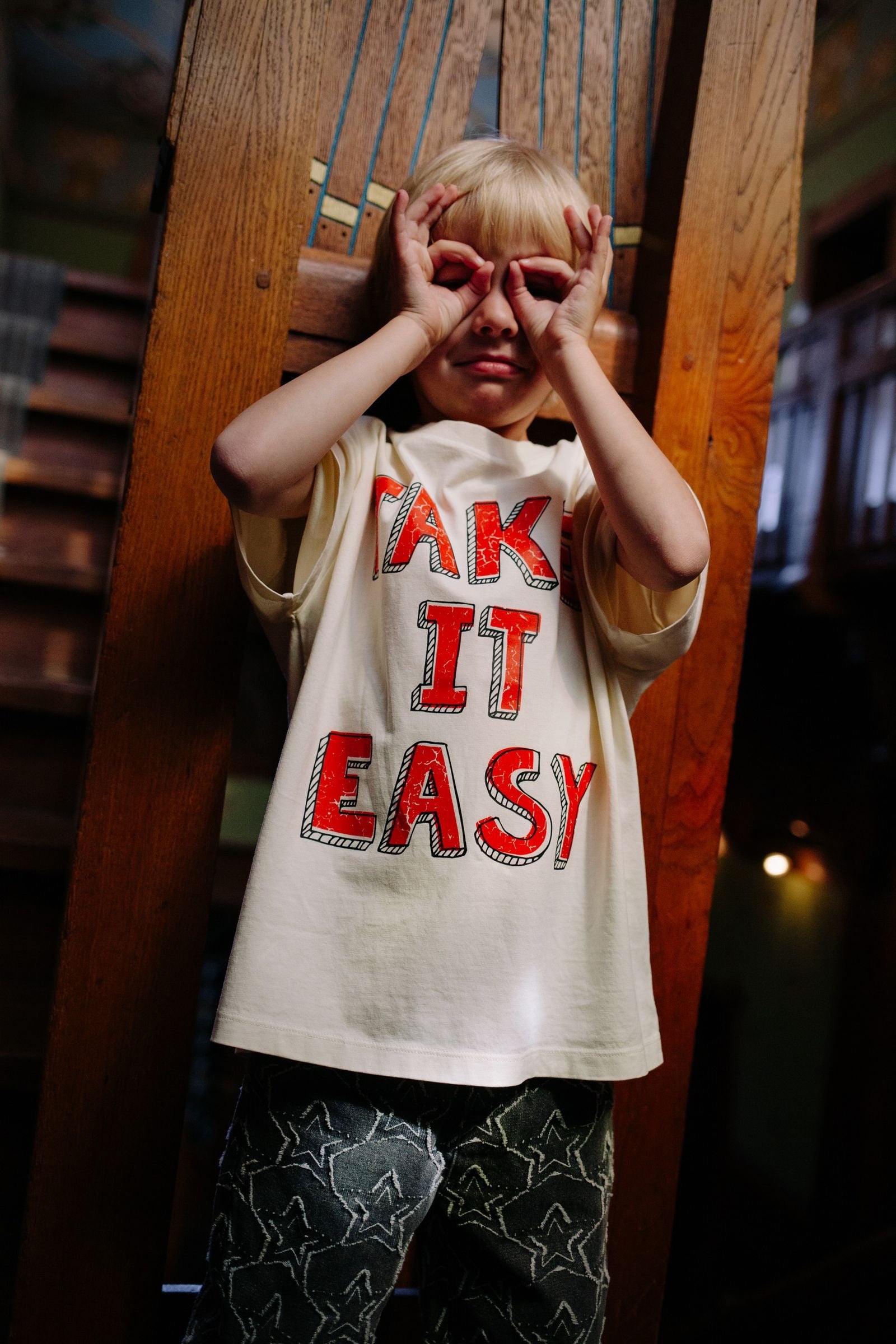 Ecru t-shirt met Take It Easy volledig zicht