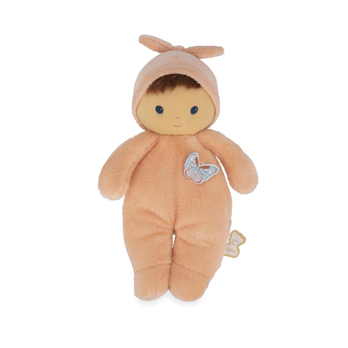 Zachte baby pop met kastanjebruin haar