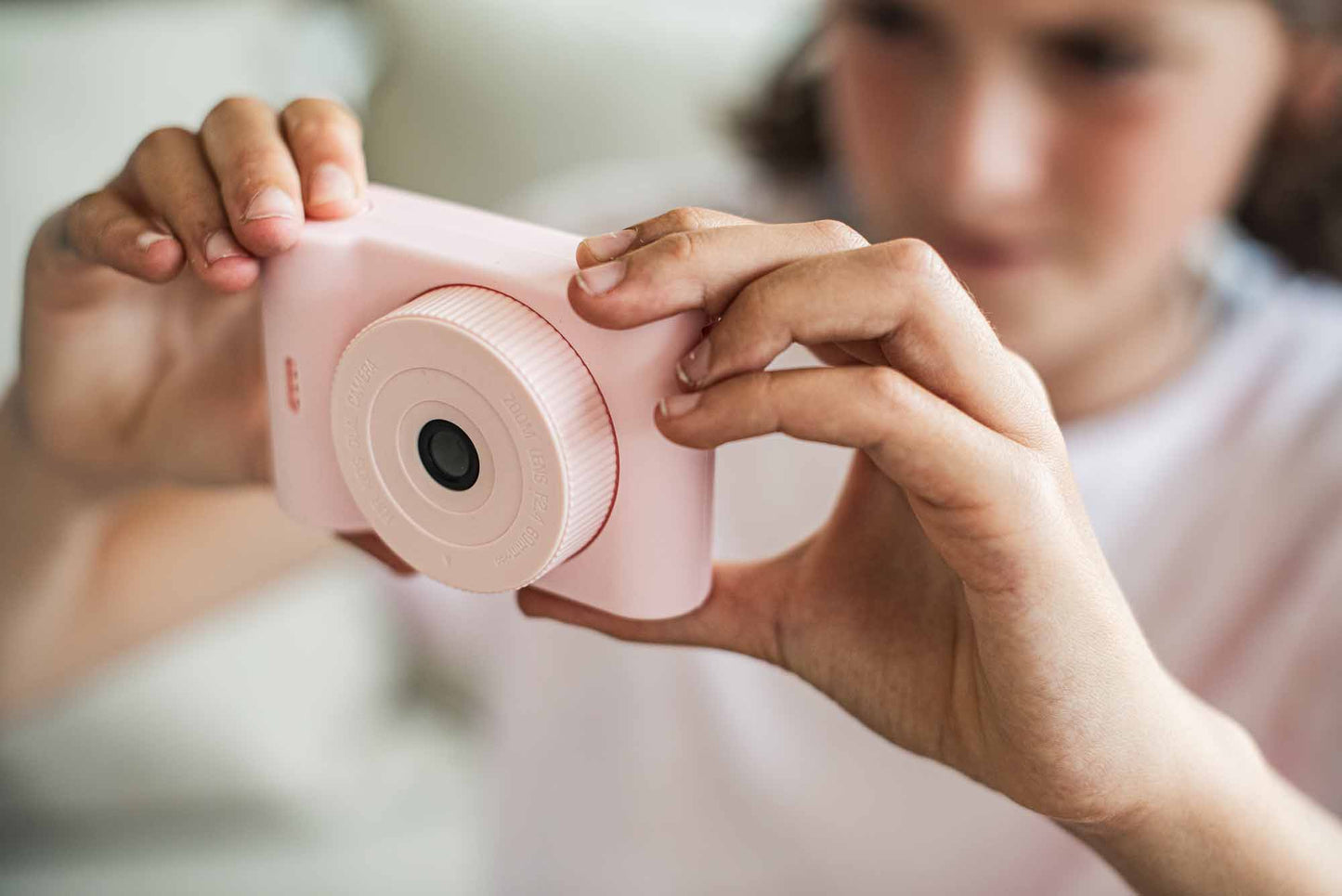 Urban Zoo Camera Unicorn