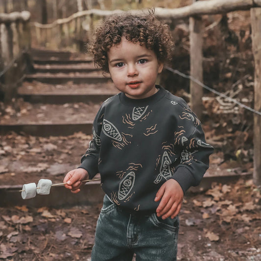 Sweater Canoe Raven