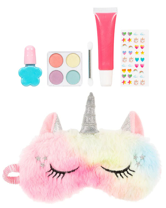 Sleepover Beauty gift set