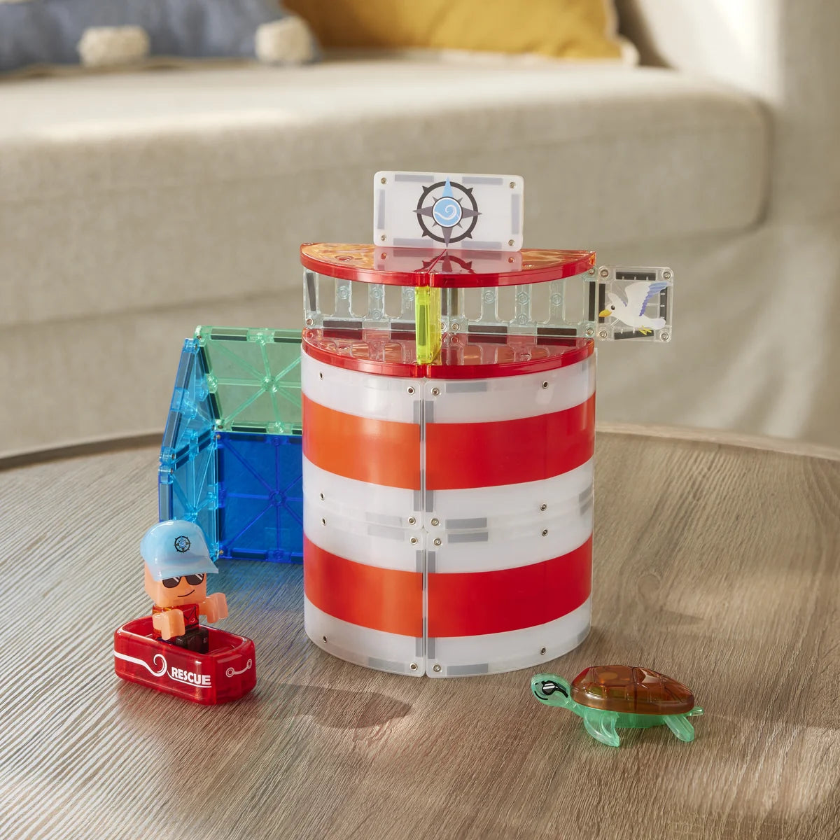 Magnetische bouwtegels voor fantasierijk zeespel.