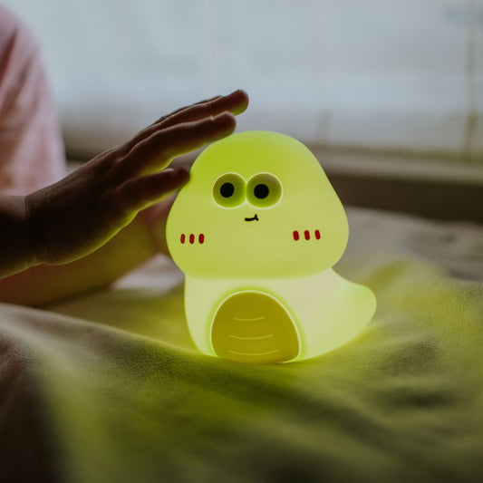 Groen worm nachtlampje voor kinderen.