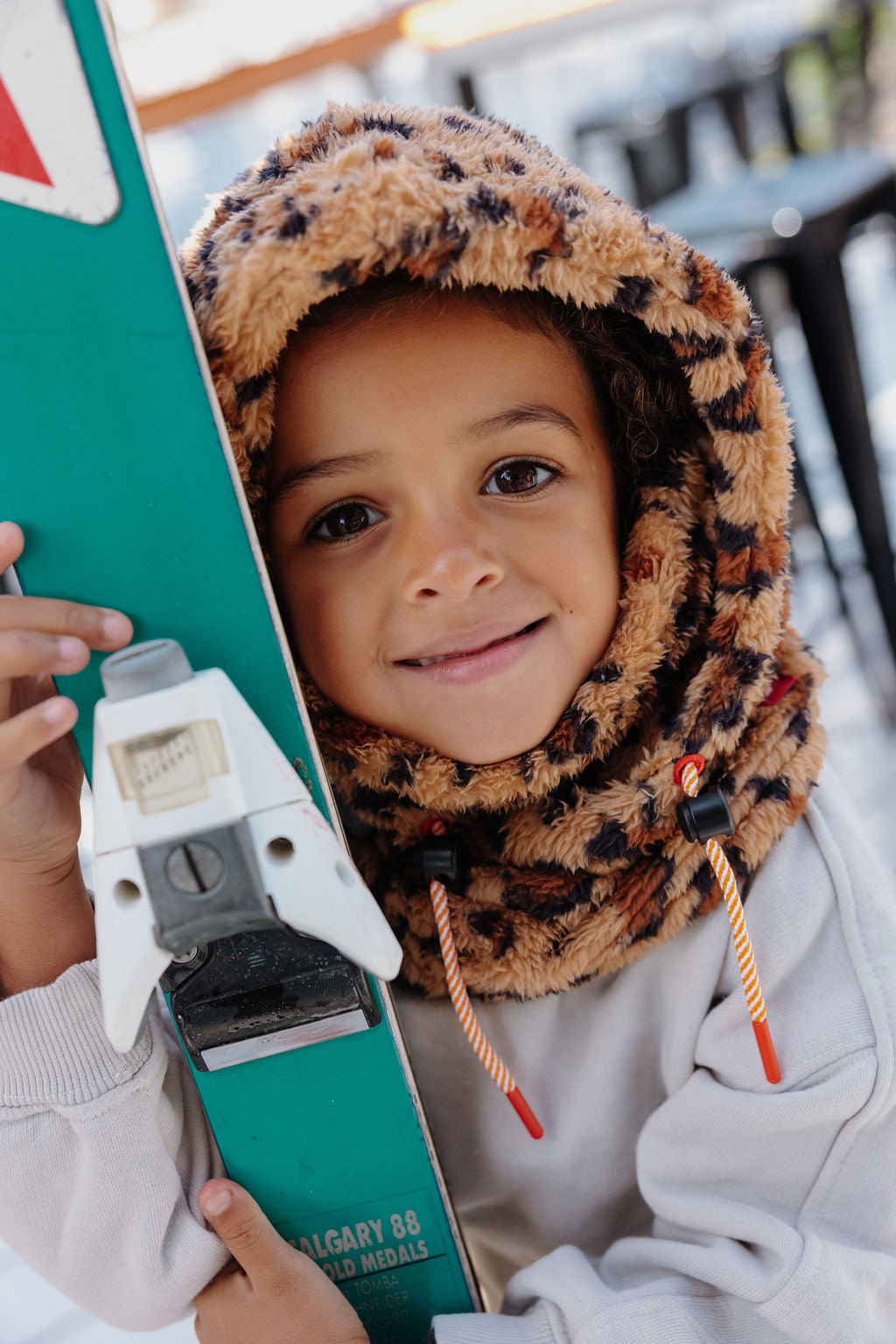 Balaclava voor kinderen met leopardprint van Hello Hossy.