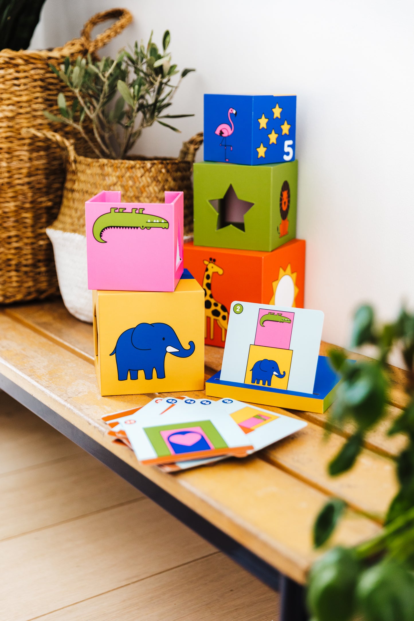 peek a zoo spel smartgames
