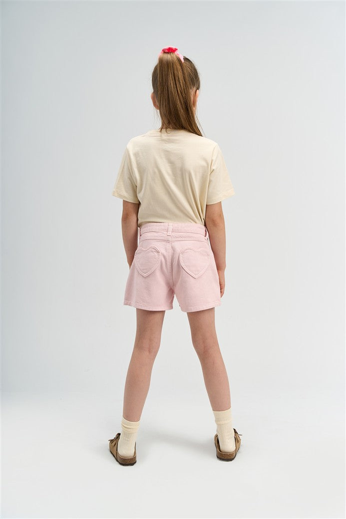 meisje achterzijde met tshirt sabrina en short samantha light lilac van the new