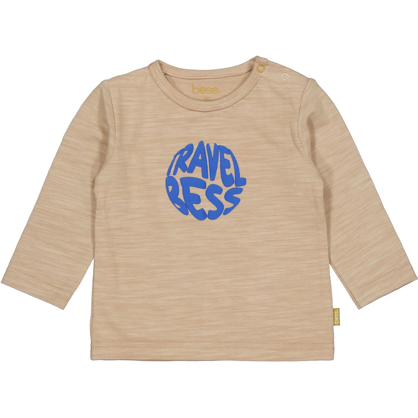 Zandkleurige longsleeve voor babyjongens met Travel Best opdruk.
