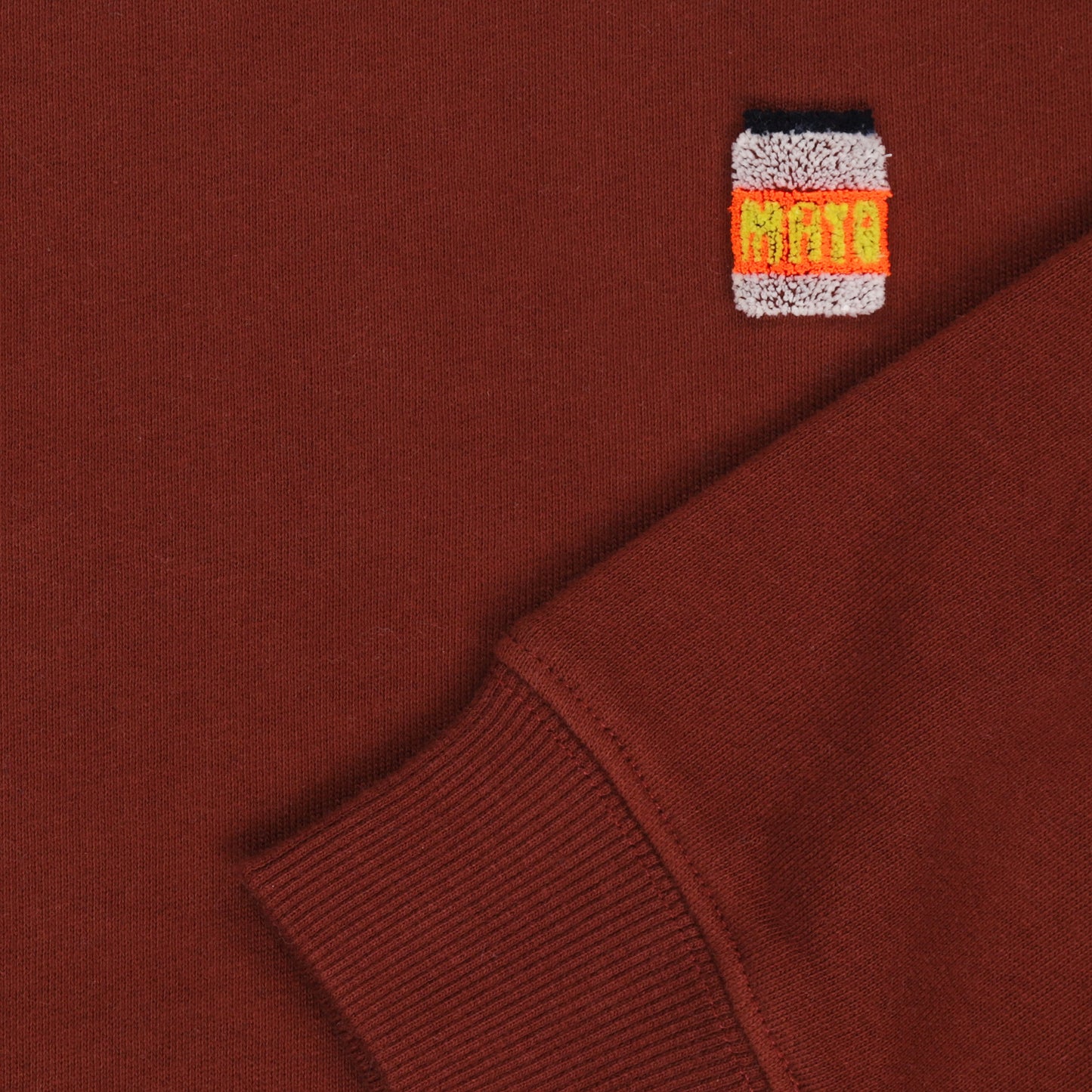 Warme beige bruine sweater voor jongens.