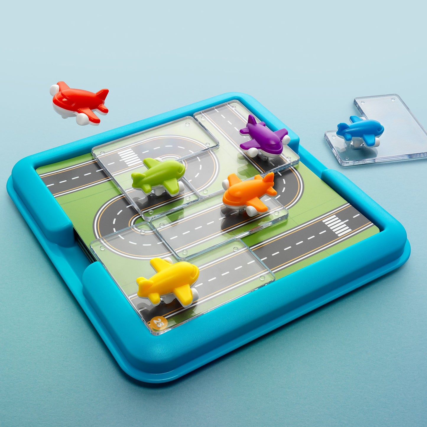Take Off puzzelspel met vliegtuigen en opdrachten waarbij routes en posities correct moeten worden gelegd op een speelbord.