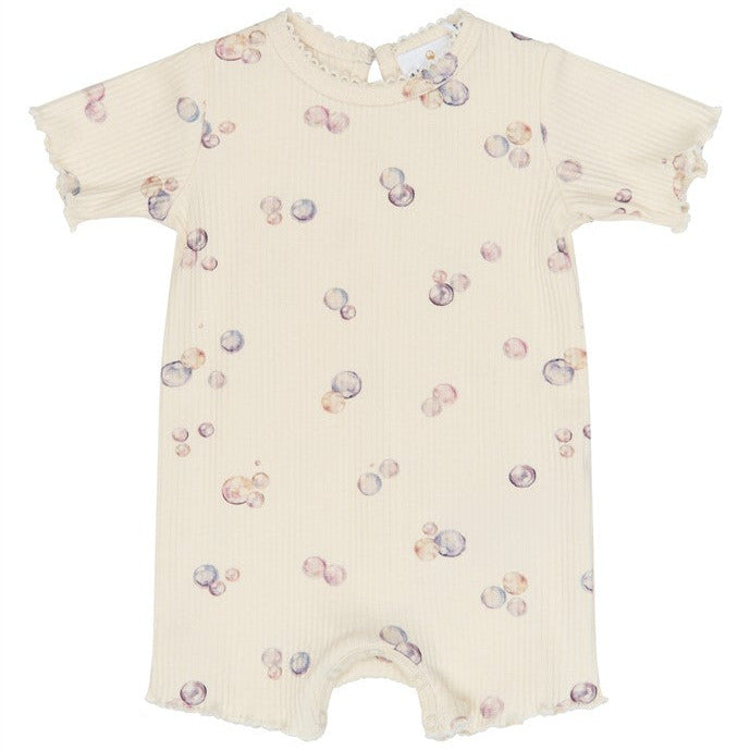 babypakje in ecru ribkatoen met bellen patroon van the new