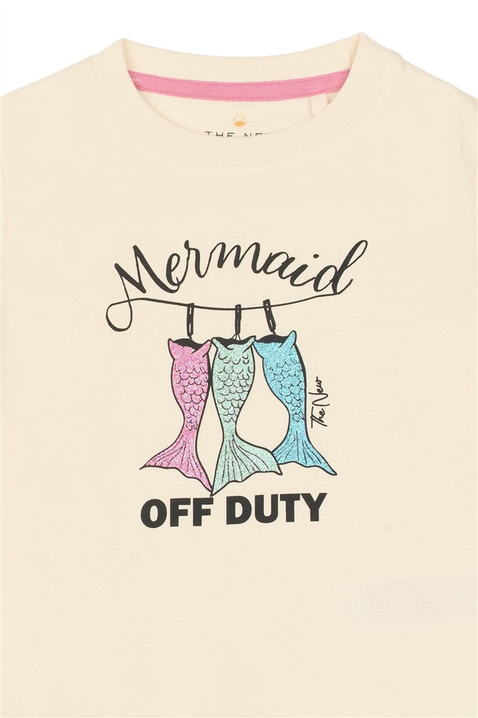 detail zeemeerminprint op tshirt tiara van the new