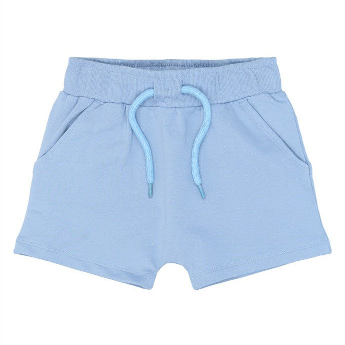lichtblauwe short voor peuters in sweatstof van the new